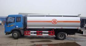 解放賽龍大噸位運(yùn)油車(chē) 廠家直供，價(jià)格觸底，品質(zhì)護(hù)航